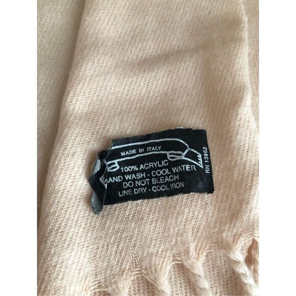 Made In Italy Women’s Pink Scarf 27”x74” - Picture 7 of 8